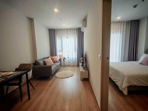 bedroom of Life Rama 4 – Asoke