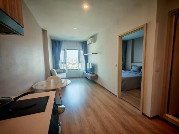 bedroom of Life Rama 4 – Asoke
