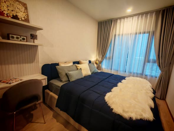 bedroom of Life Rama 4 – Asoke