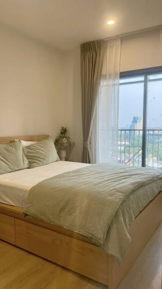 bedroom of Life Rama 4 – Asoke