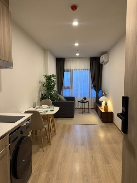 Life Rama 4 – Asoke