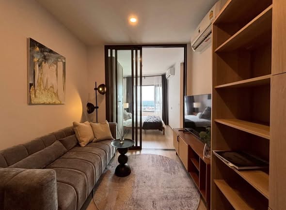 living room and room interior of Life Rama 4 – Asoke
