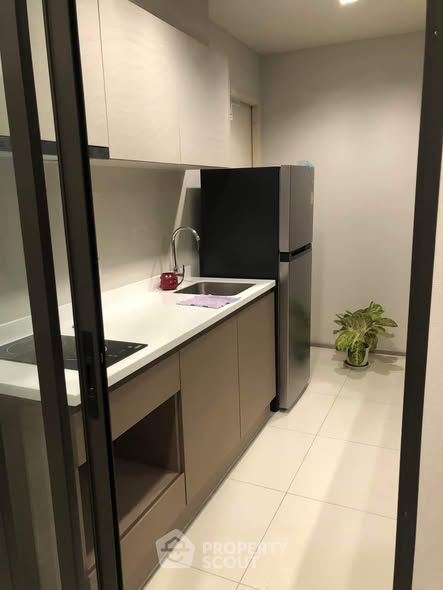 Life Sathorn Sierra ไลฟ์ สาทร เซียร์รา