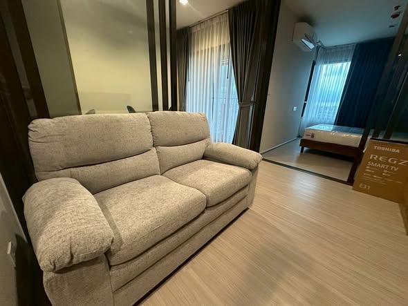 living room of Life Sathorn Sierra ไลฟ์ สาทร เซียร์รา