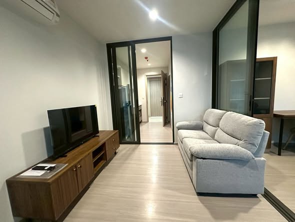 living room and bedroom and room interior of Life Sathorn Sierra ไลฟ์ สาทร เซียร์รา