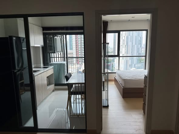 bedroom of Life Sukhumvit 48