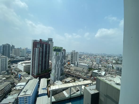 Life Sukhumvit 48