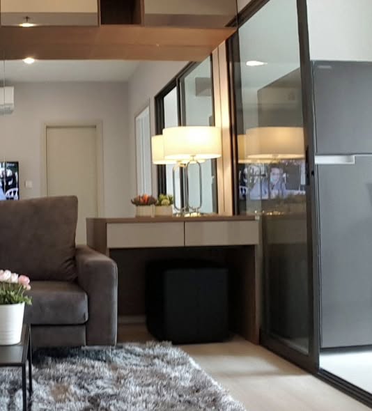 living room and room interior of Life Sukhumvit 48