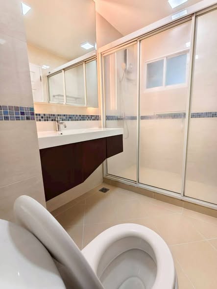 bathroom of Life @ Sukhumvit 65