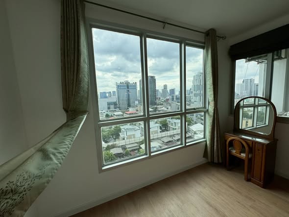 bedroom of Life@Ratchada Condominium