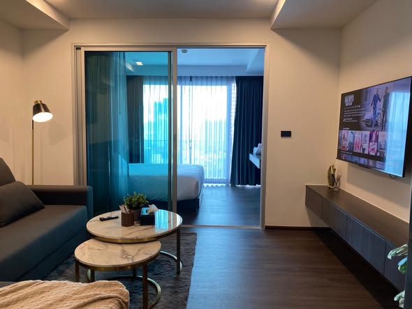 living room and bedroom and room interior of ห้องเช่าหัวมุม ร้านปุ๊กซาลอน