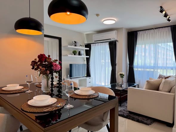 living room and room interior of ดีคอนโด แคมปัส รีสอร์ท กู้กู ภูเก็ต