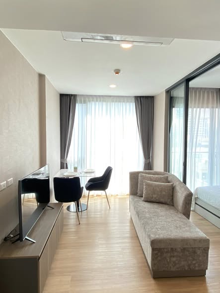 bedroom and living room and room interior of LLoyd Soonvijai Condo
