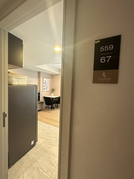 room interior of LLoyd Soonvijai Condo