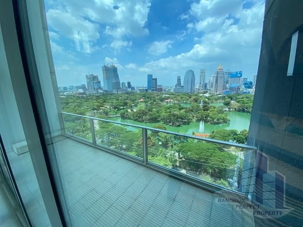 Lumphini Park View