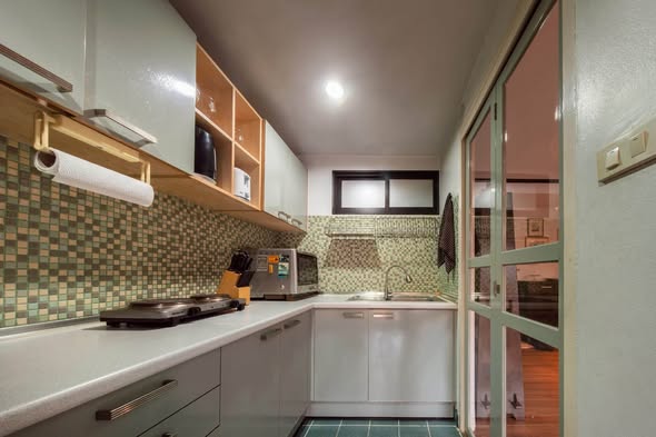kitchen of Lumphini Place Rama 4 – Sathorn