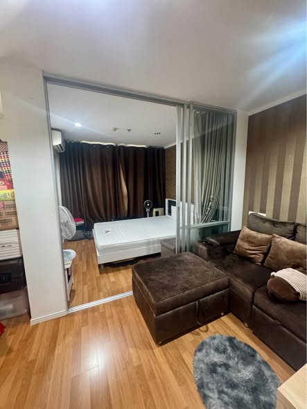 living room and bedroom of Lumpini Park Rama 9 – Ratchada