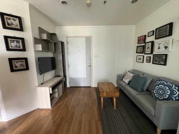 living room and room interior of Lumpini Park Rama 9 – Ratchada