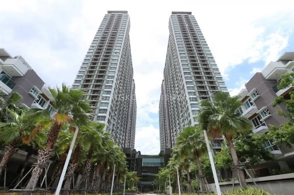 Lumpini Park Riverside Rama 3