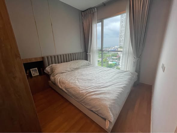 bedroom of Lumpini Place Rama 3 – Riverine