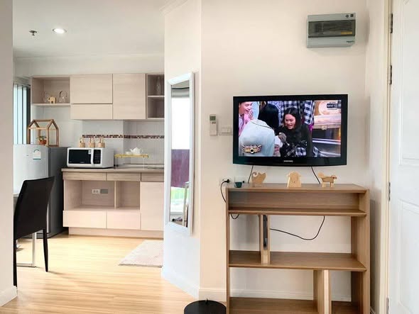 living room and room interior of Lumpini Place Rama 4 – Kluai Nam Thai