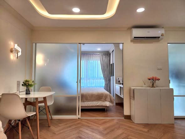 bedroom and room interior of Lumpini Place Rama 9 – Ratchada