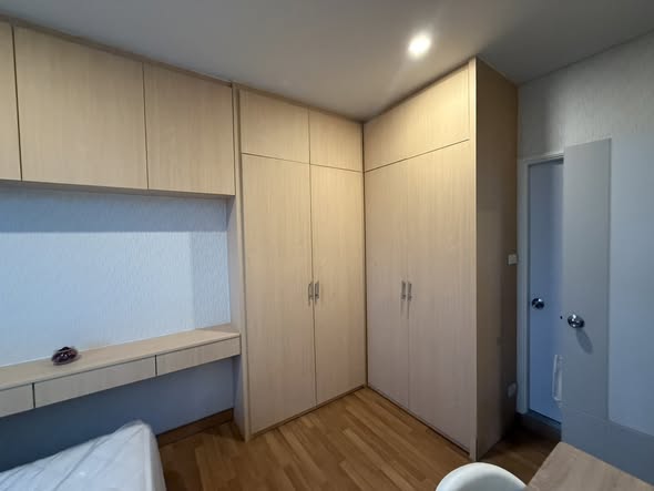 room interior of Lumpini Place Ratchada-Sathu