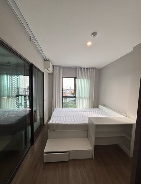 bedroom of Lumpini Selected Charan 65 – Siridhorn Station