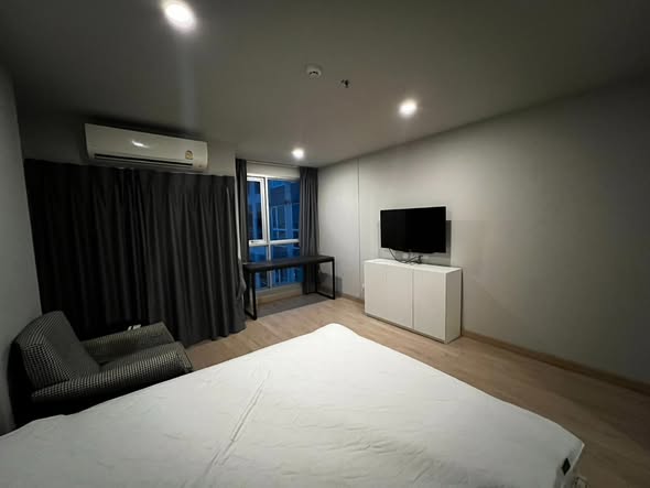 bedroom of Lumpini Selected Sutthisan – Saphan Khwai