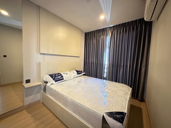 bedroom of Lumpini Suite Phetchaburi – Makkasan