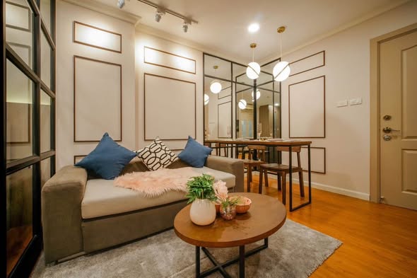 living room of Lumpini Suite Sukhumvit 41