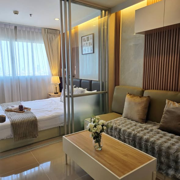bedroom of Lumpini Town Place สุขุมวิท 62