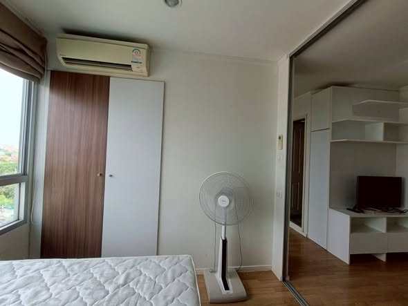 bedroom of Lumpini Ville La Salle – Bearing