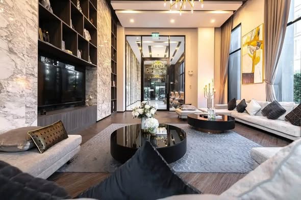 living room of Lumpini Ville La Salle – Bearing