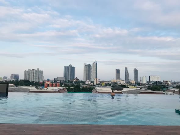 pool of Lumpini Ville Nakhon In Riverview, Nakhon-In Rd