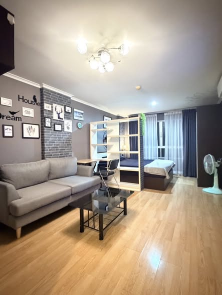 bedroom and living room of Lumpini Ville Ramkhamhaeng 26