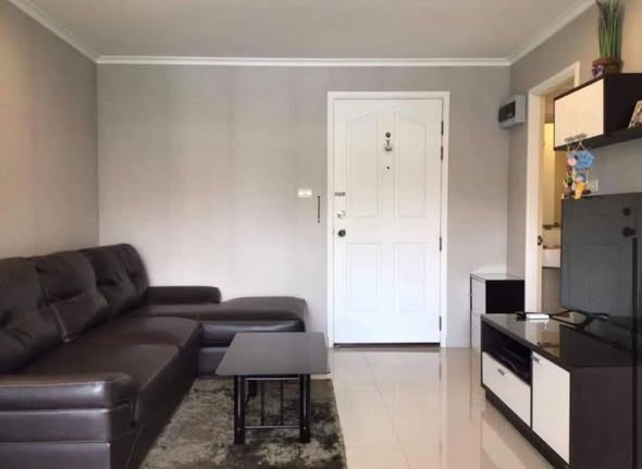 living room of Lumpini Ville Ramkhamhaeng 26