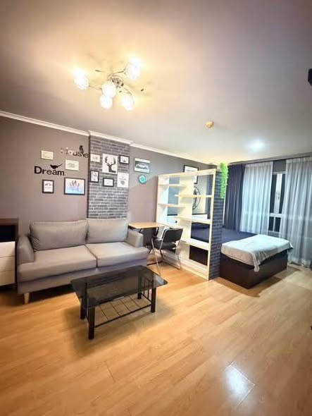 living room and bedroom of Lumpini Ville Ramkhamhaeng 26