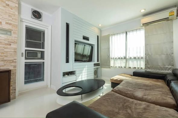 living room and bedroom of Lumpini Ville Sukhumvit 77-2
