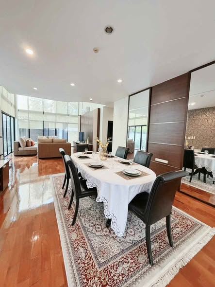 living room and room interior of LUXURY HOME VILLAS LTD