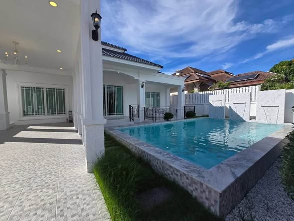 pool of Luxury pool villa 604