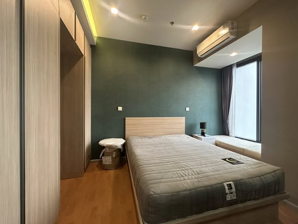 bedroom of M Jatujak
