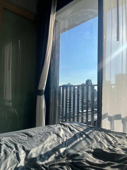 bedroom of M Thonglor 10