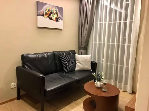 bedroom and living room of Maestro 39 Sukhumvit 39