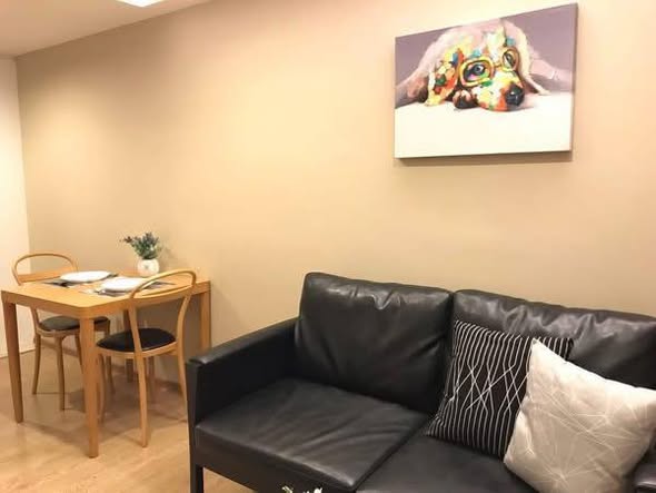 living room and room interior of Maestro 39 Sukhumvit 39