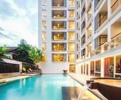 pool of Maestro 39 Sukhumvit 39