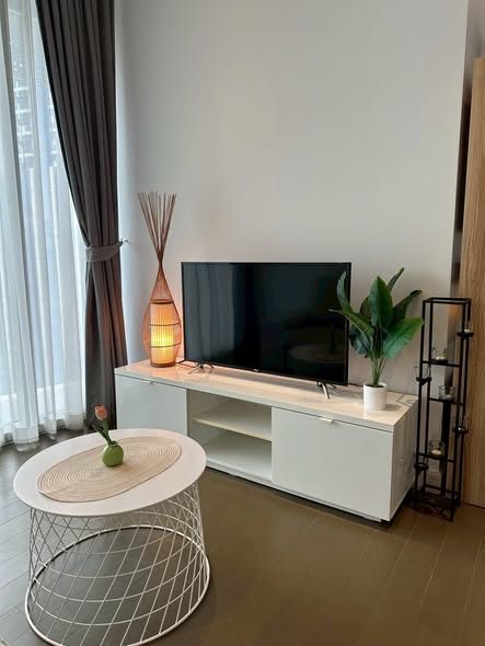 living room and room interior of Magnolias Ratchadamri Boulevard
