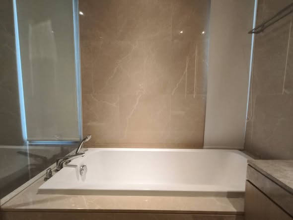 bathroom of Magnolias Waterfront Residences