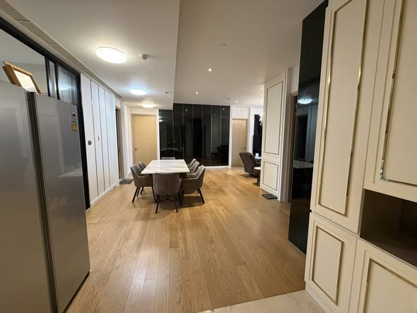 room interior of Magnolias Waterfront Residences