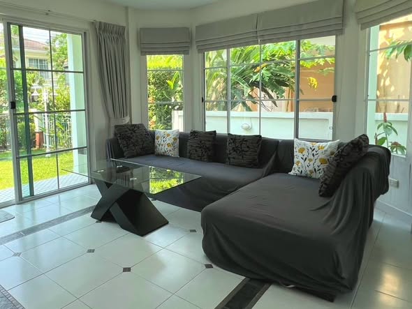 living room and bedroom and room interior of Mantana Petchkasem – Sai 4